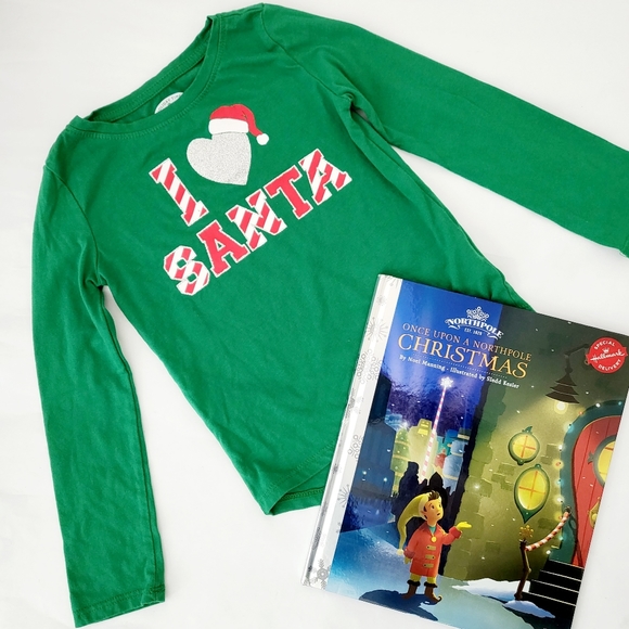 Bundle Hallmark Once Upon a North Pole book and tee size 4/5 - Picture 1 of 5